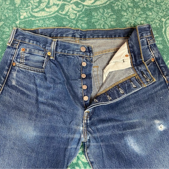 Levi’s 501 Wallet Worn Pocket Jeans - Picture 6 of 16